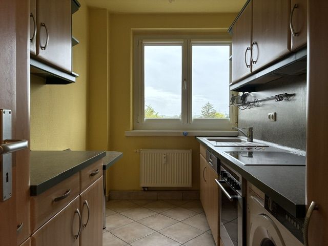 Immobilienmakler Erfurt: Küche mit Einbauküche