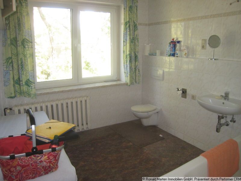 Immobilienmakler Erfurt: WC 1OG