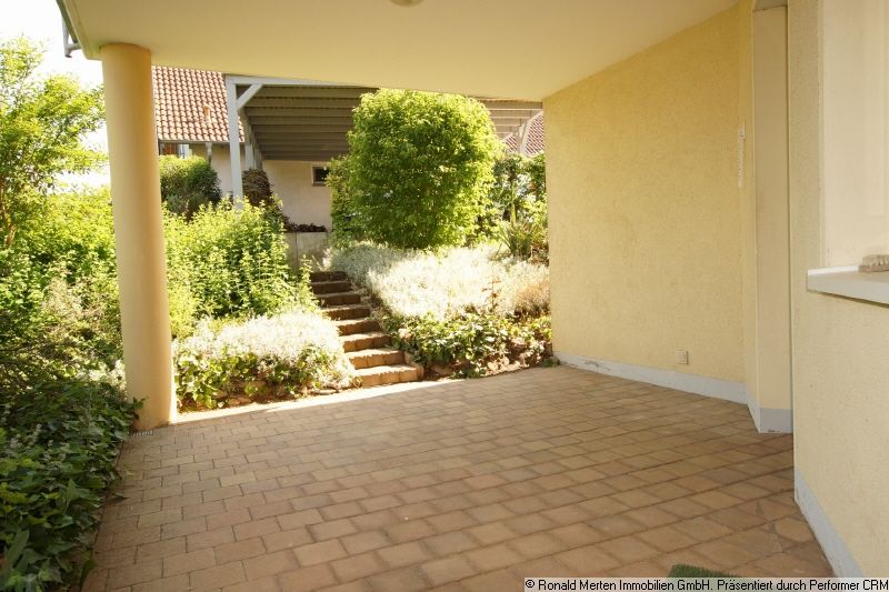 Immobilienmakler Erfurt: Gartengeschoss Terrasse