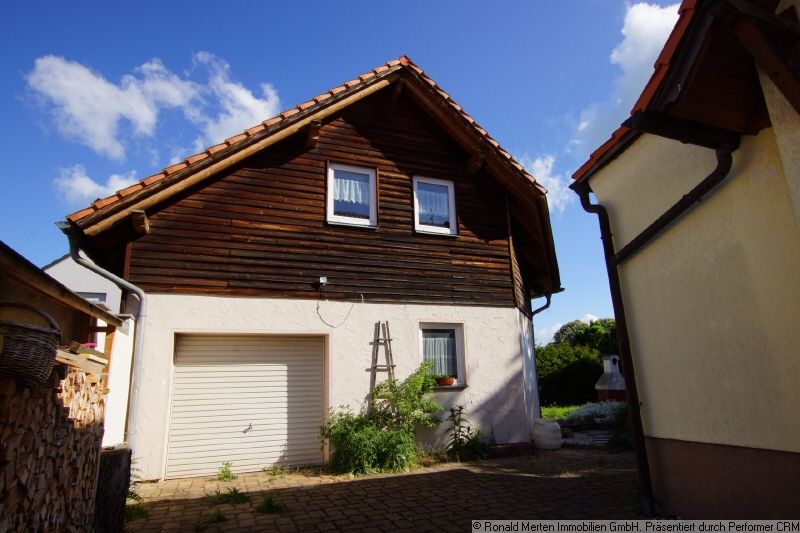 Immobilienmakler Erfurt: NH mit Garage