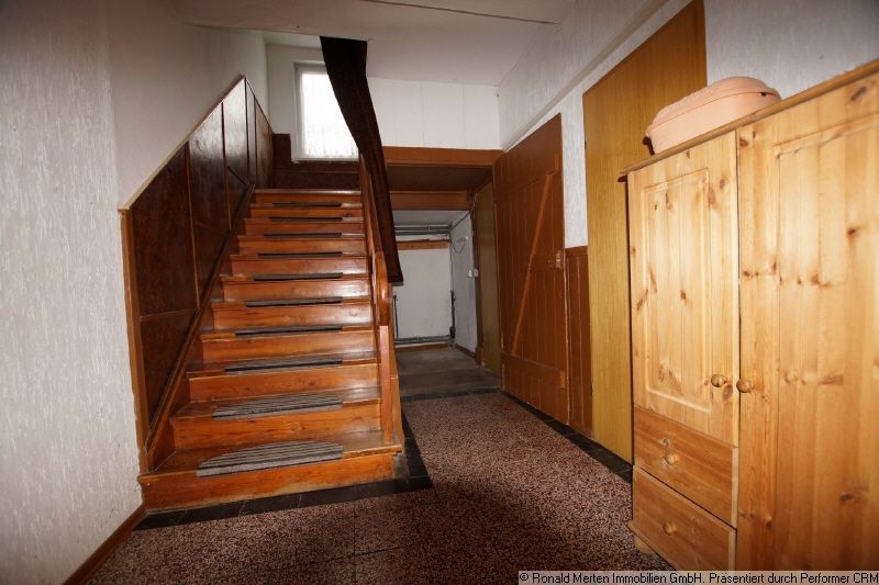 Immobilienmakler Erfurt: WE 1 Hausflur EG (2)