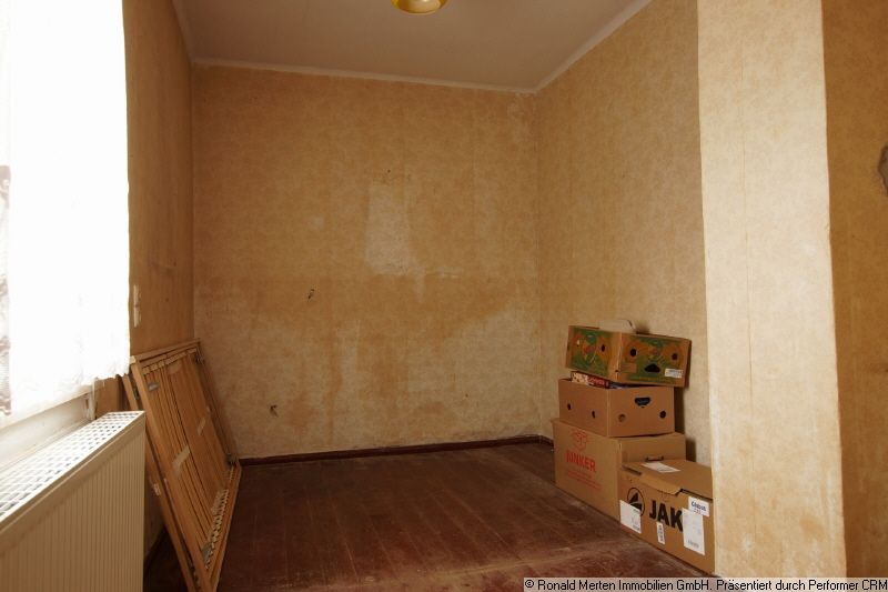 Immobilienmakler Erfurt: Zimmer 3 oben
