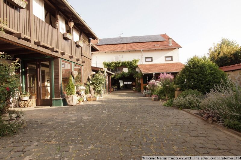 Immobilienmakler Erfurt: Aussen Hofansicht