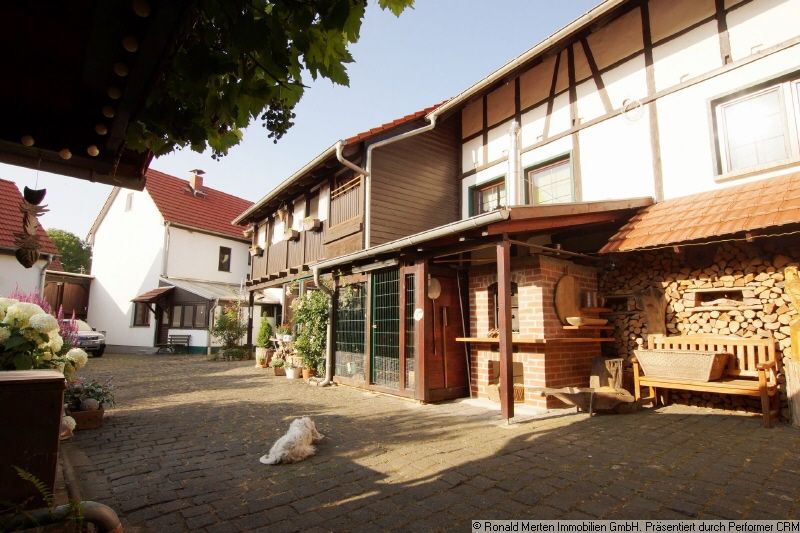 Immobilienmakler Erfurt: Aussen Hofansicht