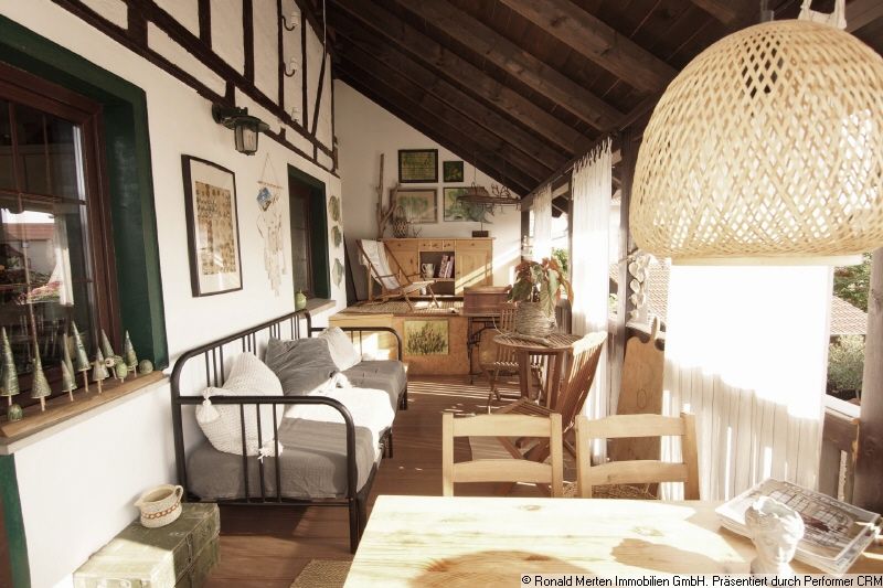 Immobilienmakler Erfurt: Wohnung Mittelhaus Balkon im OG