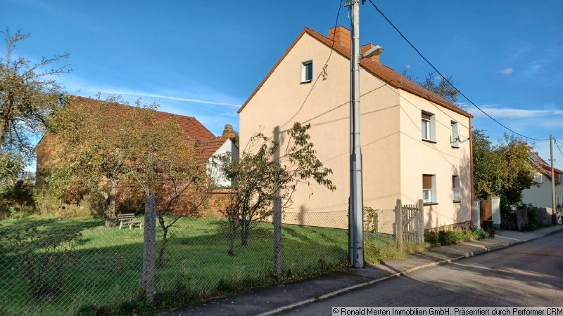 Immobilienmakler Erfurt: Hausansicht straßenseitg