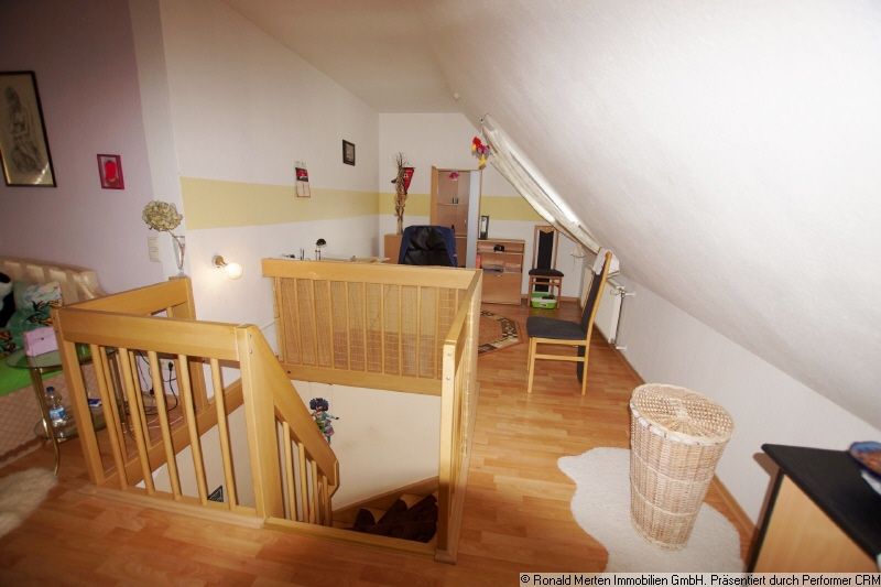Immobilienmakler Erfurt: Galerie mit Arbeitsplatz