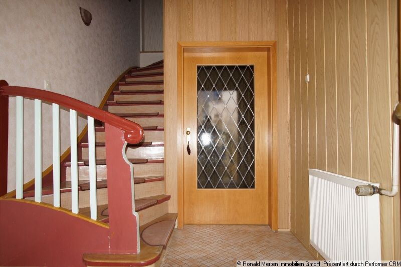 Immobilienmakler Erfurt: EG Hauseingang