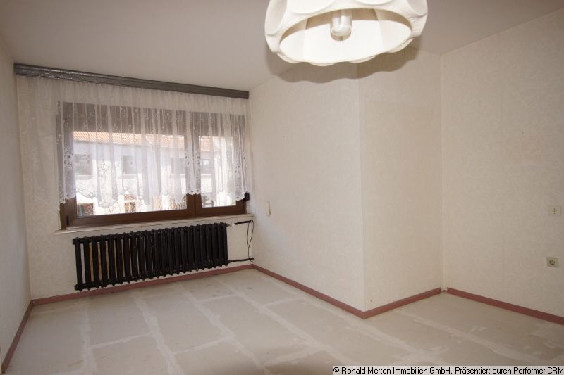 Immobilienmakler Erfurt: OG Zimmer 1 