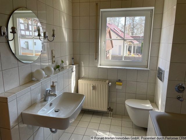 Immobilienmakler Erfurt: Bad Bild1