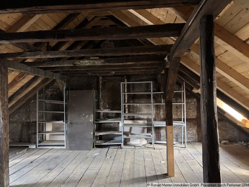 Immobilienmakler Erfurt: Dachboden