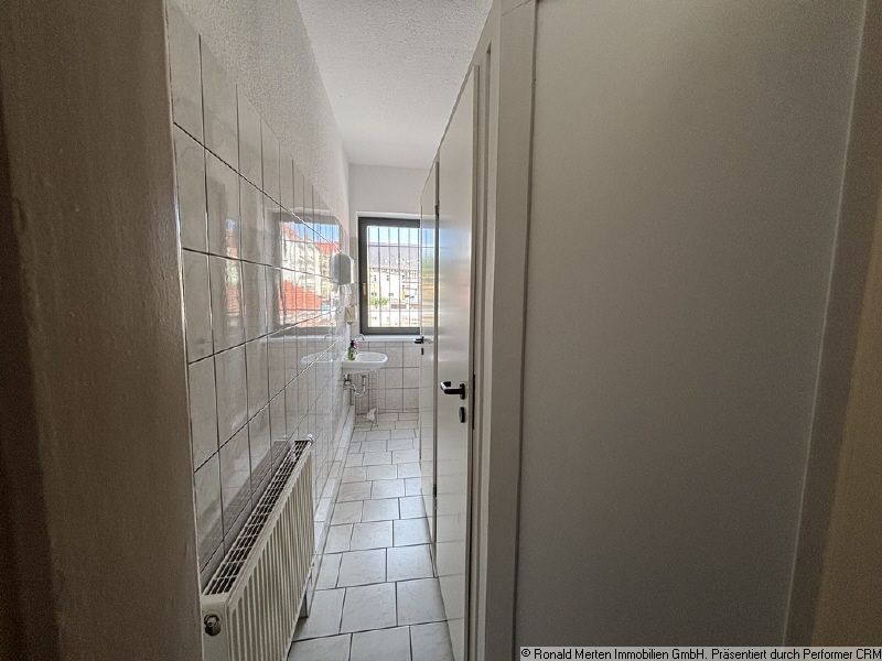 Immobilienmakler Erfurt: moderne WC Anlagen