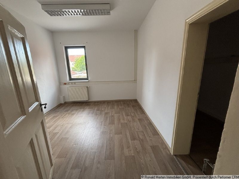 Immobilienmakler Erfurt: Bürozimmer klein