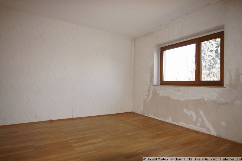 Immobilienmakler Erfurt: OG Zimmer rückseitig