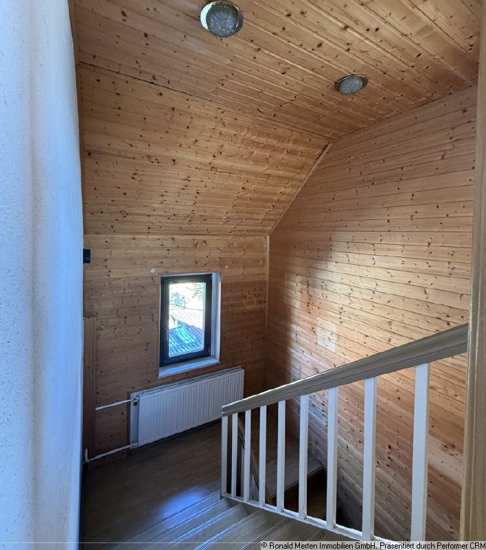 Immobilienmakler Erfurt: Treppenaufgang