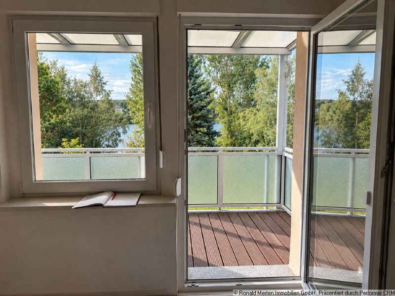 Immobilienmakler Erfurt: Balkonzugang