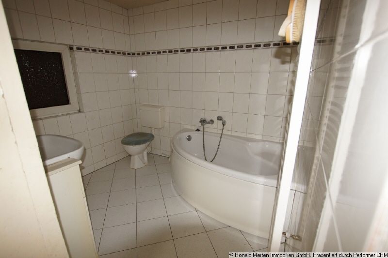 Immobilienmakler Erfurt: OG Bad