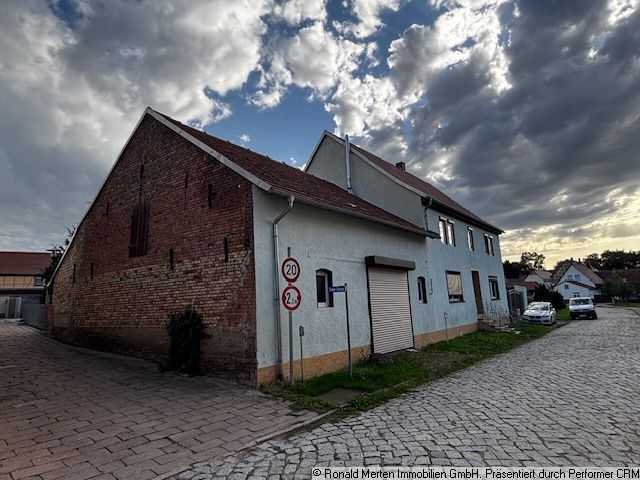Immobilienmakler Erfurt: Ansicht Seite Gasse
