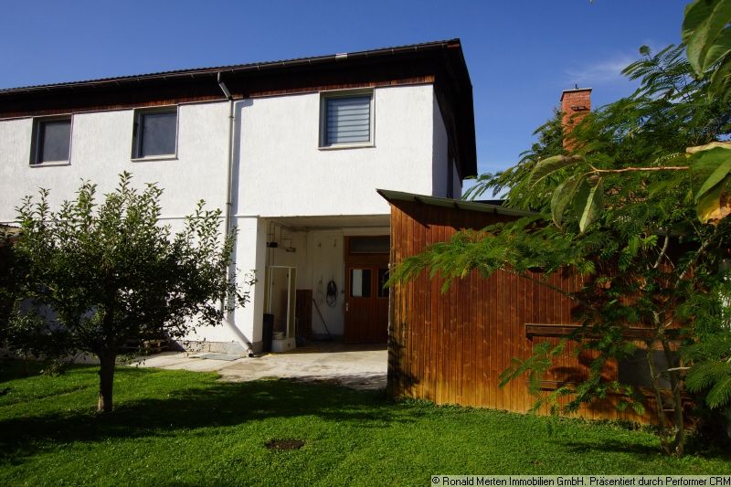 Immobilienmakler Erfurt: Gartenteil links Bild 2