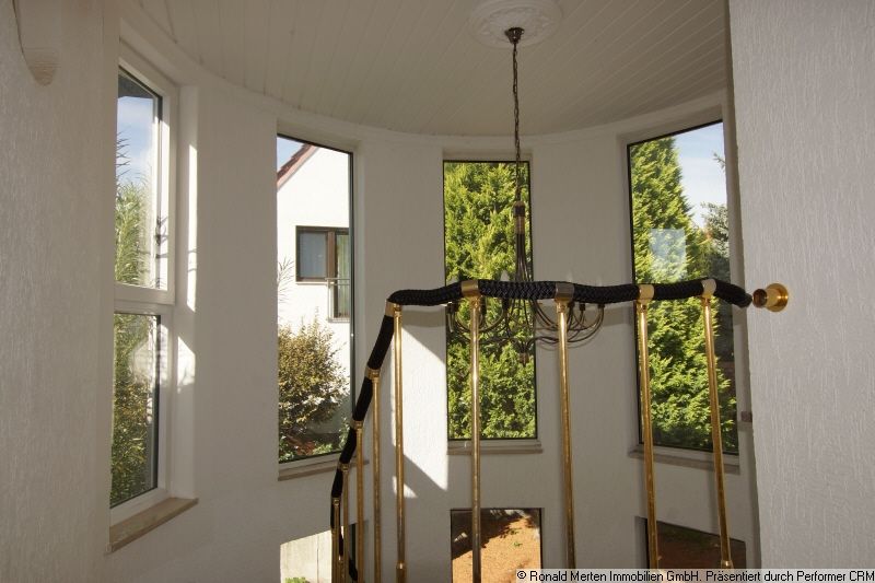 Immobilienmakler Erfurt: Blick ins Treppenhaus