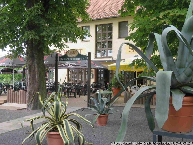 Immobilienmakler Erfurt: 3 Terasse mit Biergarten