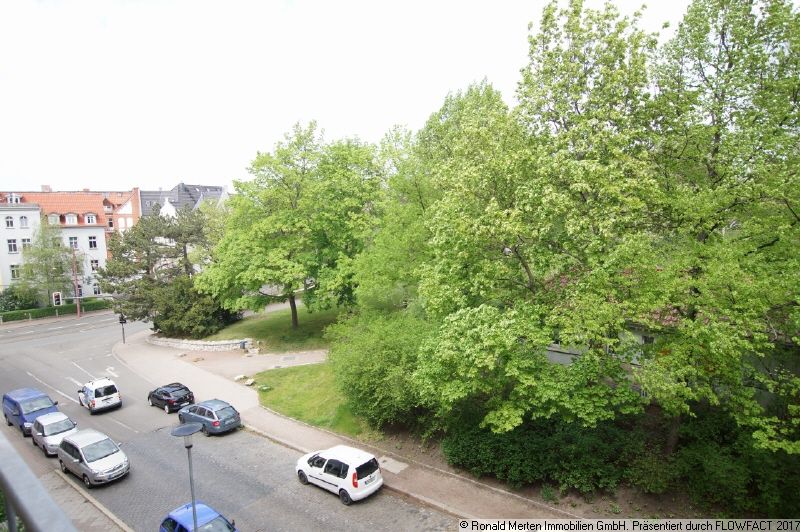 Immobilienmakler Erfurt: Blick 1 vom Balkon