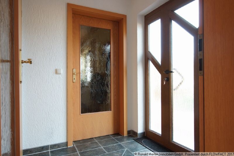 Immobilienmakler Erfurt: zweiter Hauszugang im EG