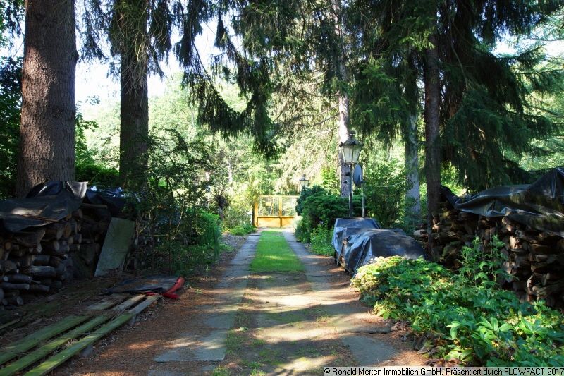 Immobilienmakler Erfurt: Einfahrt