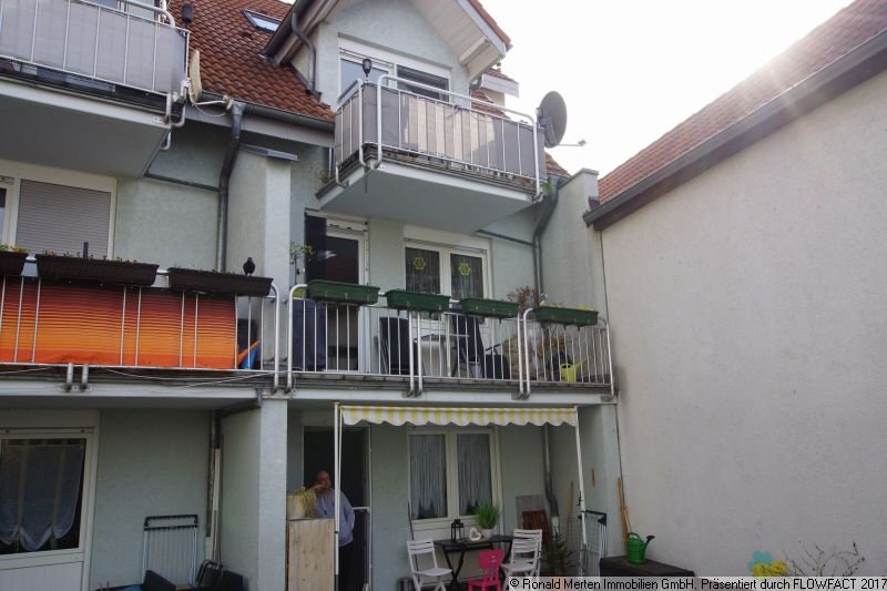 Immobilienmakler Erfurt: Rückansicht mit Balkon im OG1