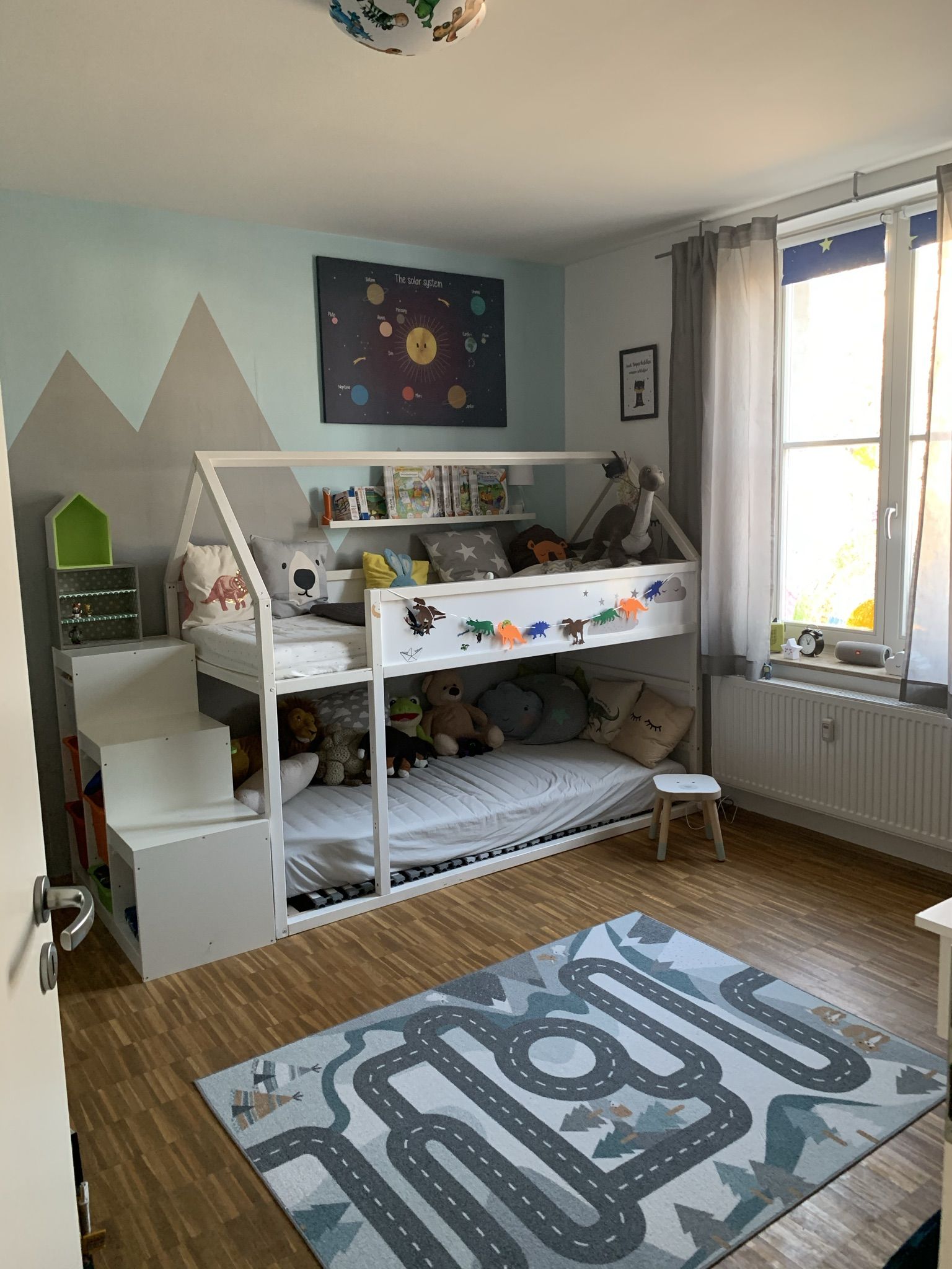 Immobilienmakler Erfurt: Kinderzimmer untere Ebene