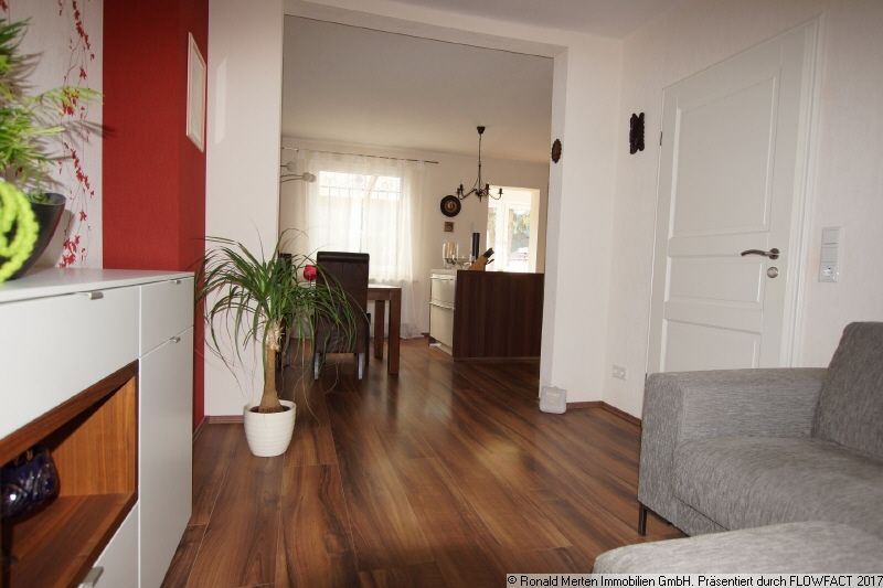 Immobilienmakler Erfurt: EG Wohnbereich mit Essplatz 