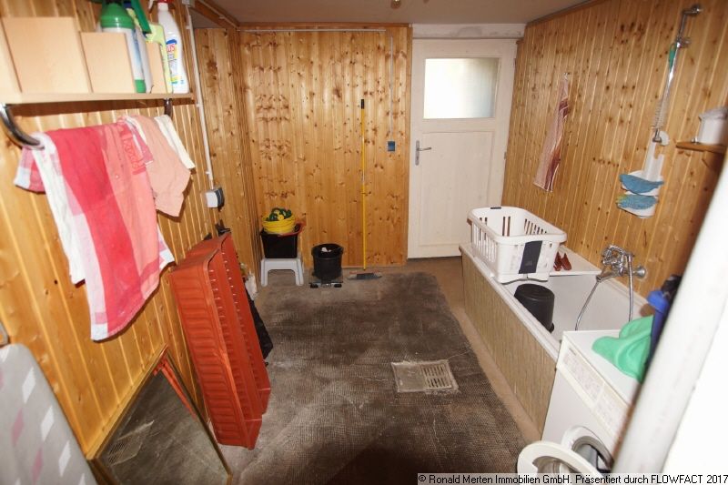 Immobilienmakler Erfurt: KG Waschraum