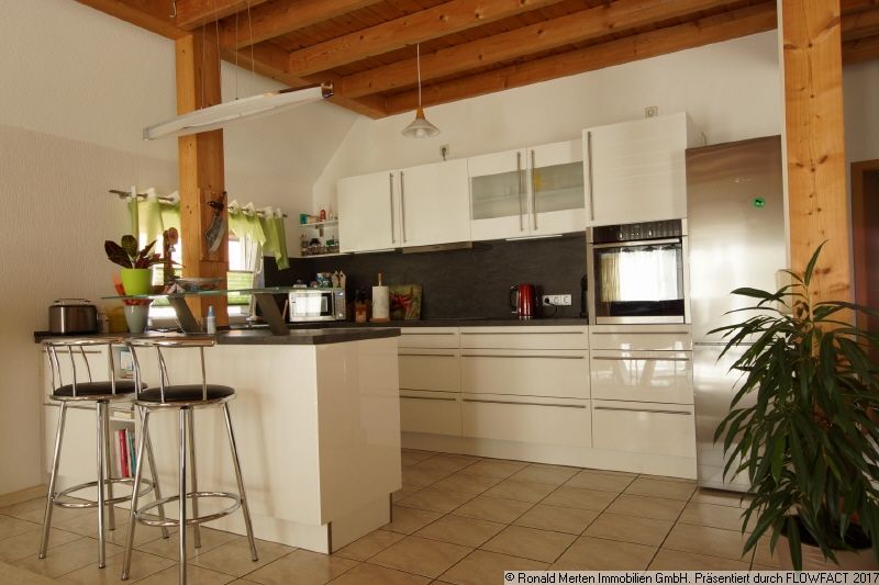 Immobilienmakler Erfurt: offene Küche inkl EBK