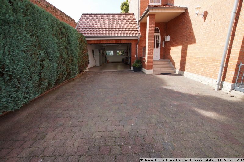 Immobilienmakler Erfurt: Garage und Stellplätze