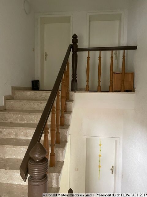 Immobilienmakler Erfurt: DG Treppenhaus