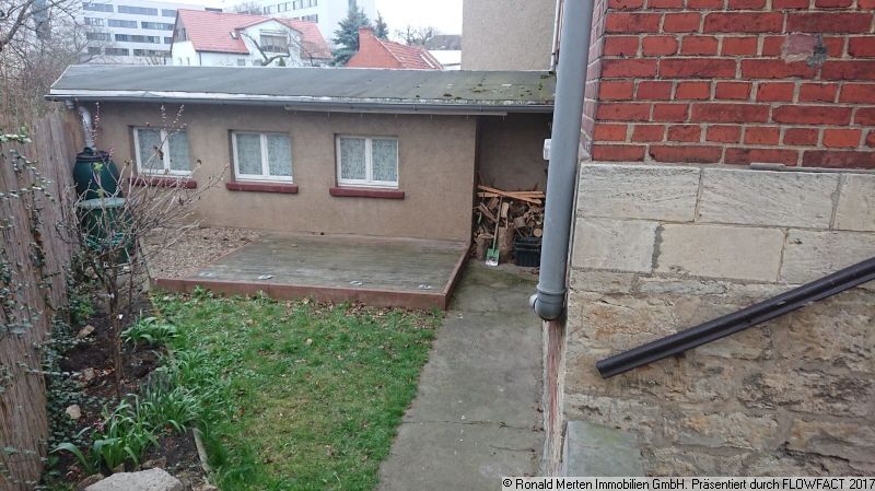 Immobilienmakler Erfurt: Hof hinterm Haus