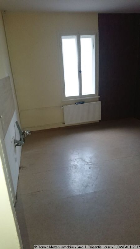 Immobilienmakler Erfurt: Küche leer