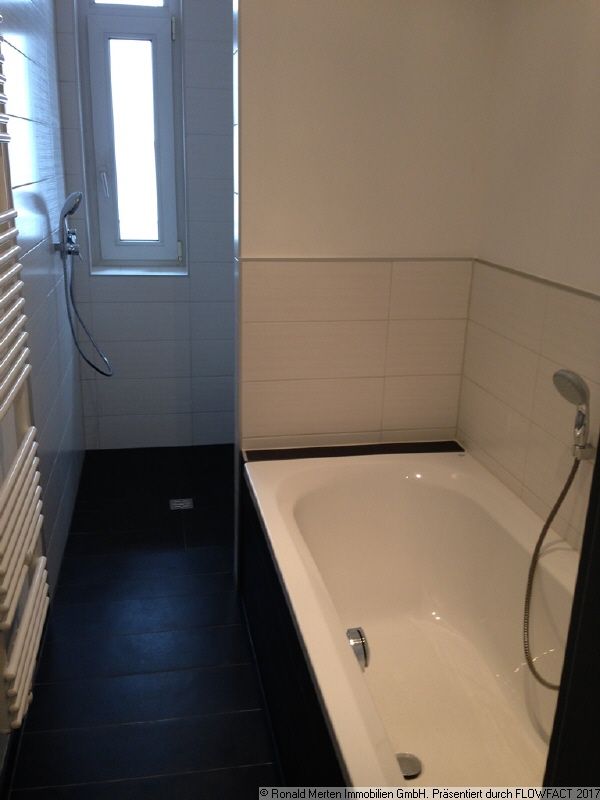 Immobilienmakler Erfurt: Badezimmer_T2