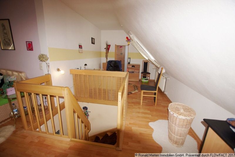 Immobilienmakler Erfurt: Galerie mit Arbeitsplatz