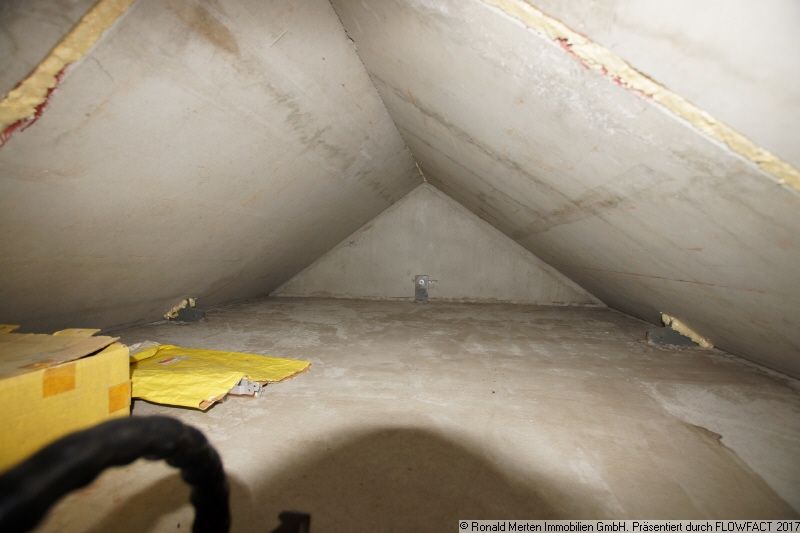 Immobilienmakler Erfurt: Dachspitz