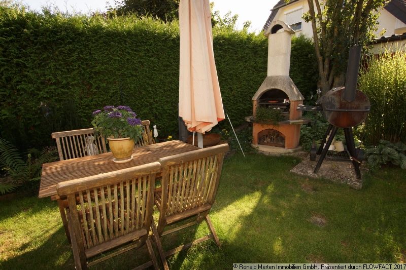 Immobilienmakler Erfurt: Aussen Garten Kamin
