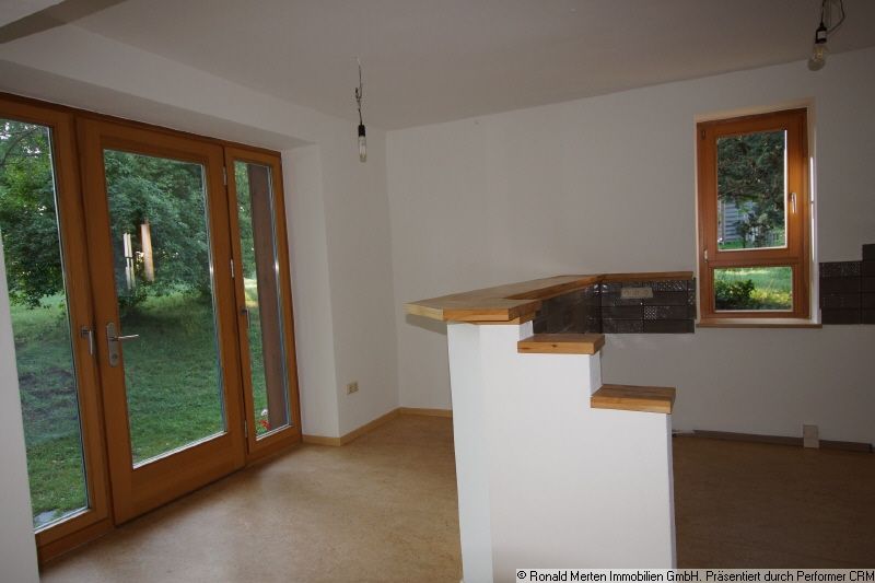 Immobilienmakler Erfurt: Küche mit Gartenausgang