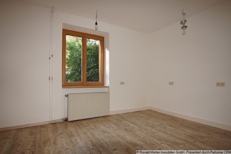 Immobilienmakler Erfurt: Zimmer 1 EG