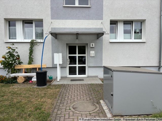 Immobilienmakler Erfurt: 5 Hauseingang