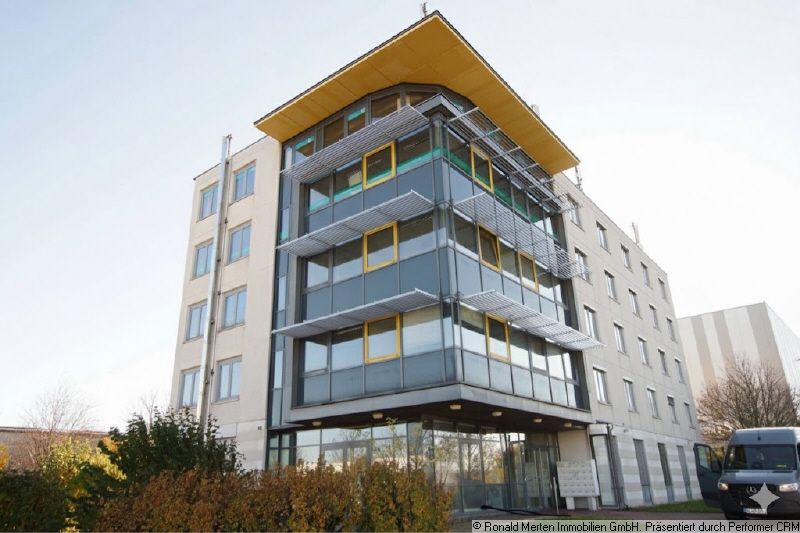 Immobilien-Angebots-Titel: attraktive Büroflächen mit Fahrstuhl und Stellplätzen-Thumbnail