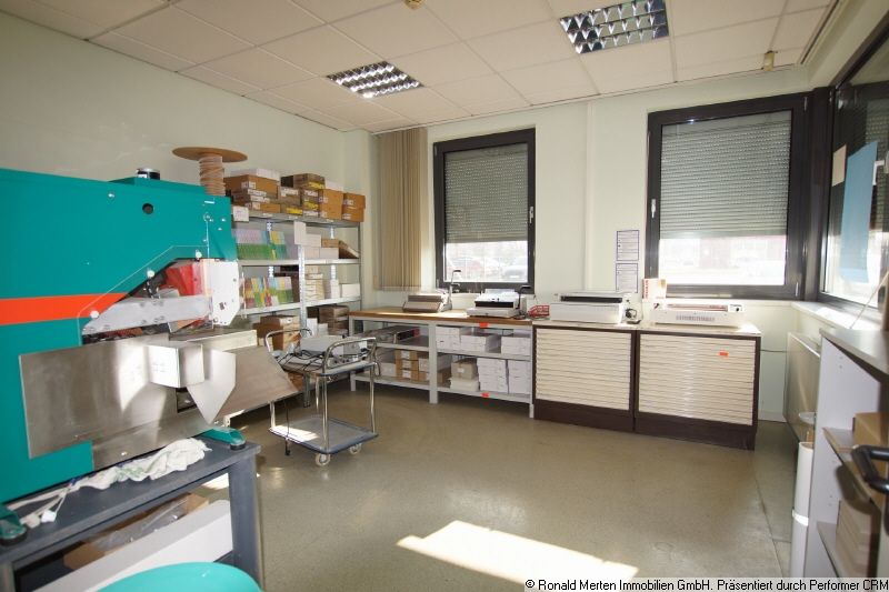 Immobilienmakler Erfurt: Meisterbüro Erdgeschoss