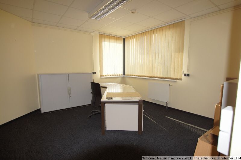 Immobilienmakler Erfurt: Büro Prodkleiter Obergeschoss