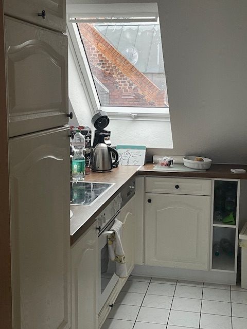 Immobilienmakler Erfurt: Küche mit EBK