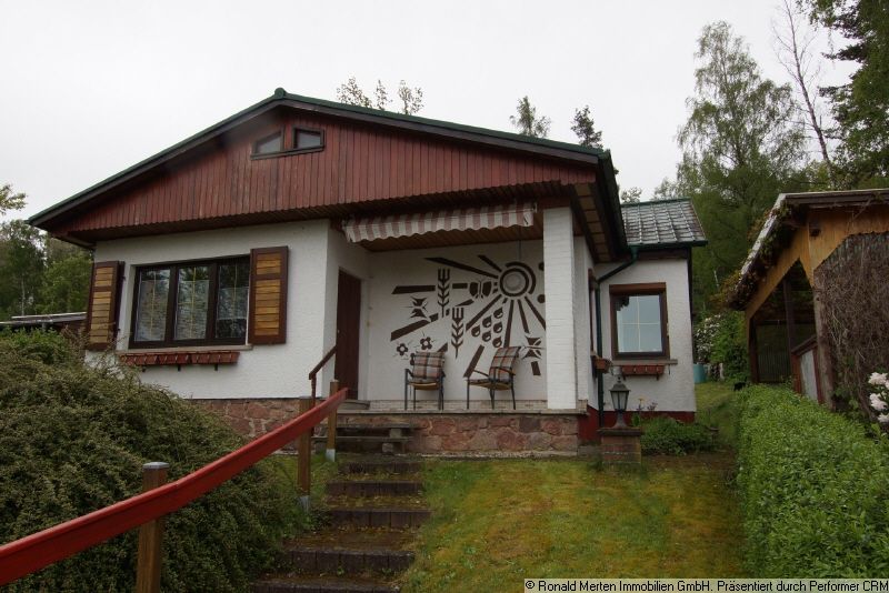 Immobilienmakler Erfurt: Hausansicht straßenseitig