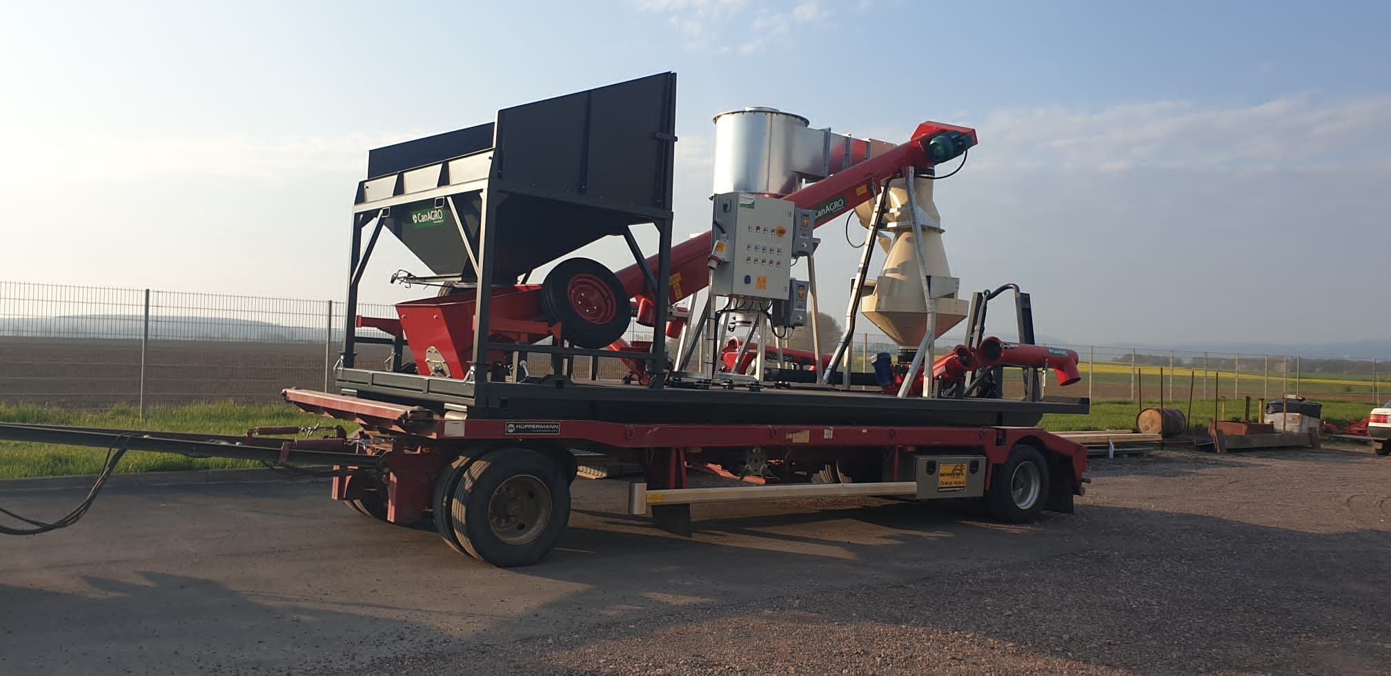 Image description text